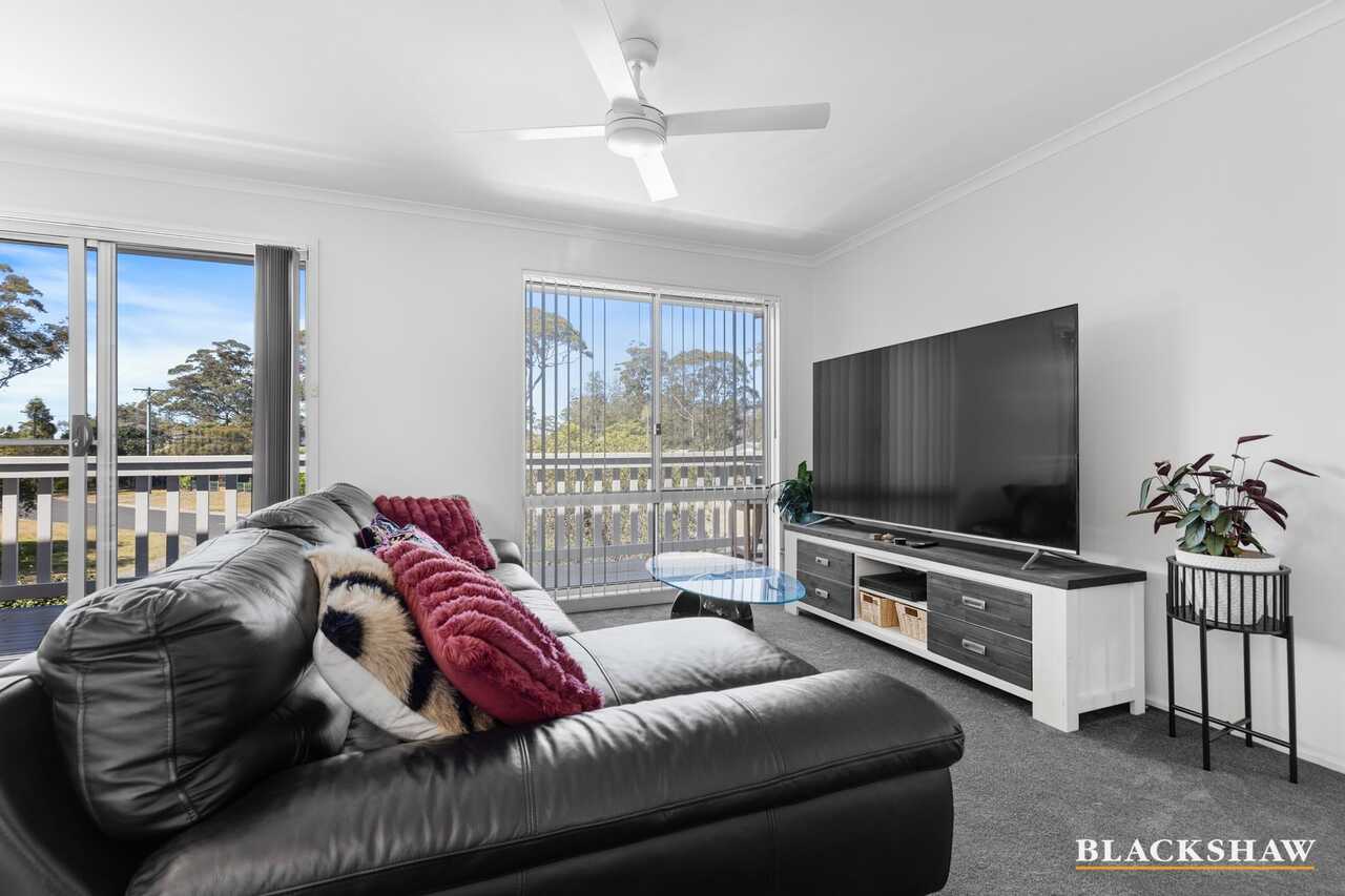 2 Moir Place Broulee