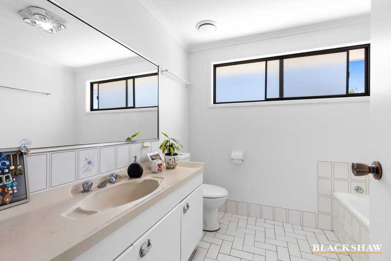 2 Moir Place Broulee 2 Moir Place Broulee