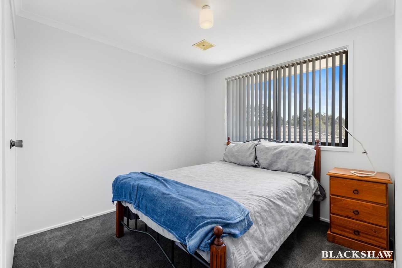 2 Moir Place Broulee