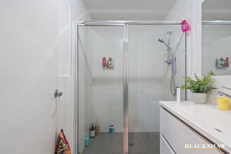 33/40 Pearlman Street Coombs 33/40 Pearlman Street Coombs