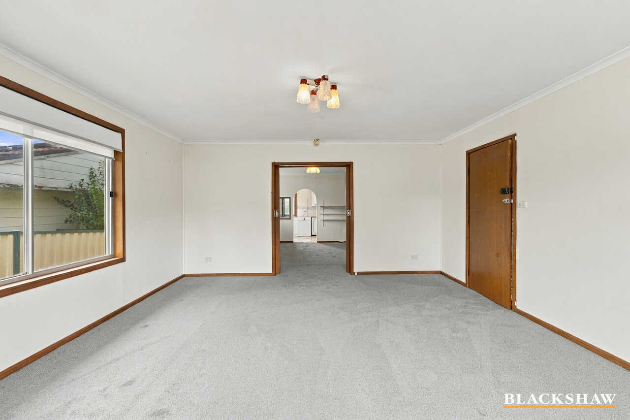 118 Donald Road Queanbeyan