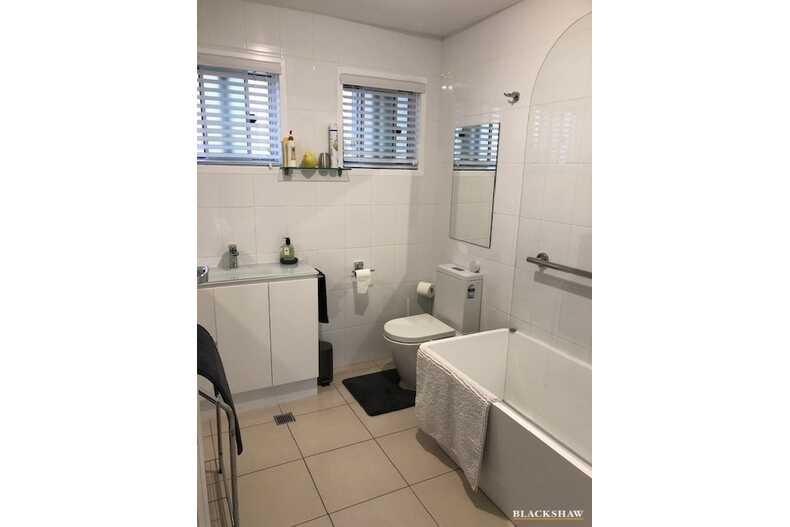 1/5 Riverview Crescent Catalina
