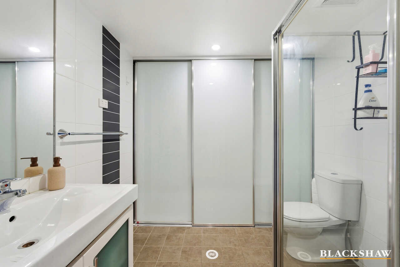 3C/17 Uriarra Road Queanbeyan