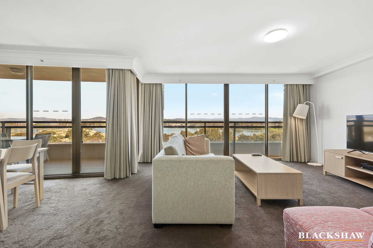 1103/2 Marcus Clarke Street City