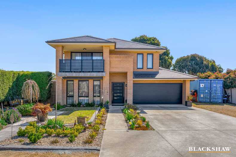 8 Galloway Place Bungendore