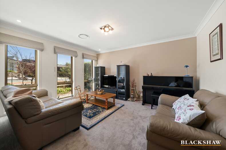 7 Lacewing Street Wright 7 Lacewing Street Wright