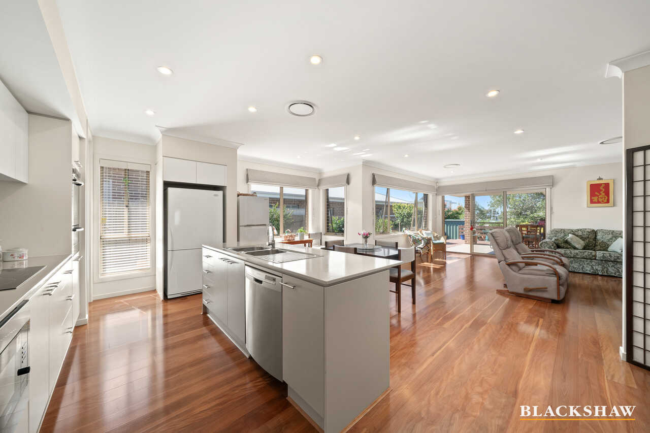 7 Lacewing Street Wright