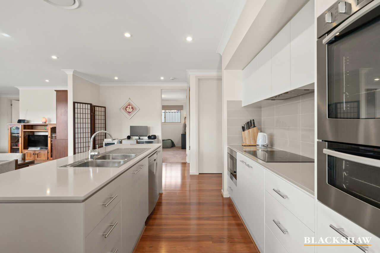 7 Lacewing Street Wright