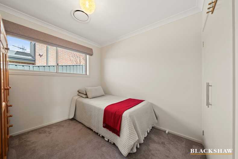 7 Lacewing Street Wright 7 Lacewing Street Wright