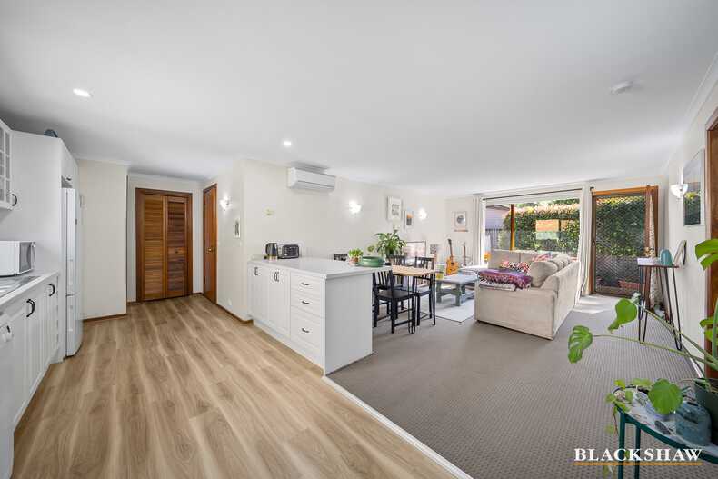 5/24 Booth Street Queanbeyan