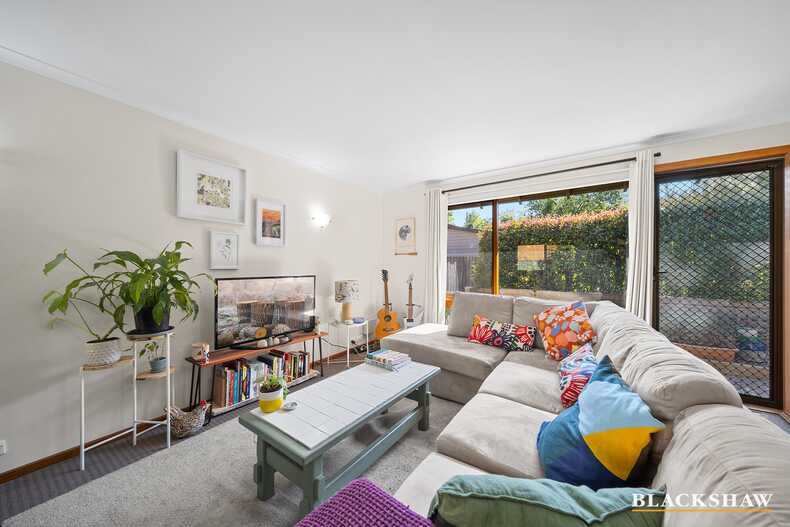 5/24 Booth Street Queanbeyan