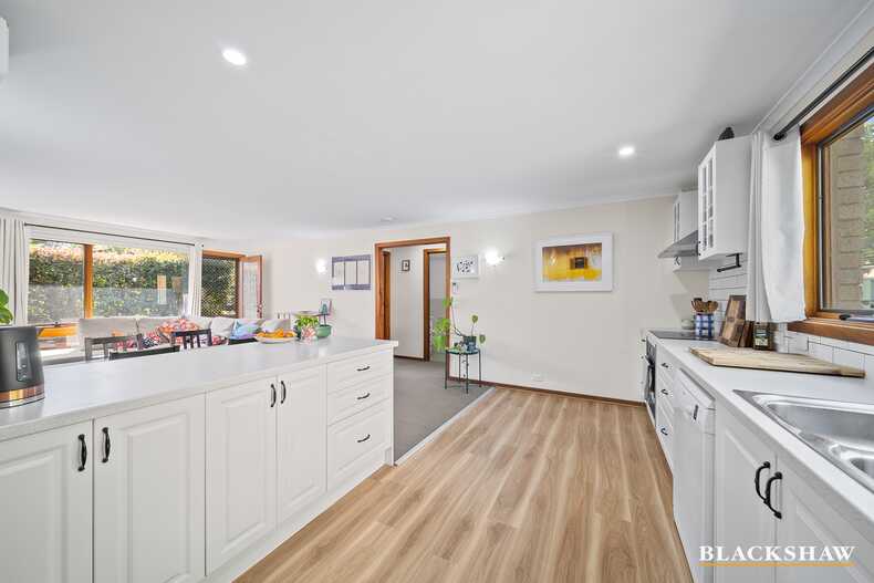 5/24 Booth Street Queanbeyan