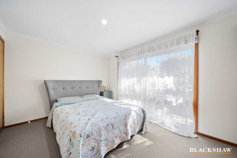 5/24 Booth Street Queanbeyan