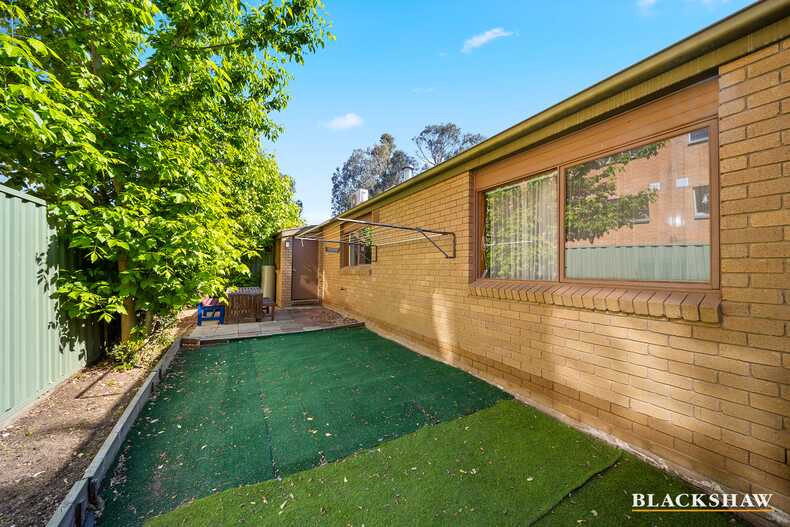 5/24 Booth Street Queanbeyan
