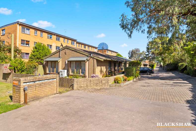 5/24 Booth Street Queanbeyan