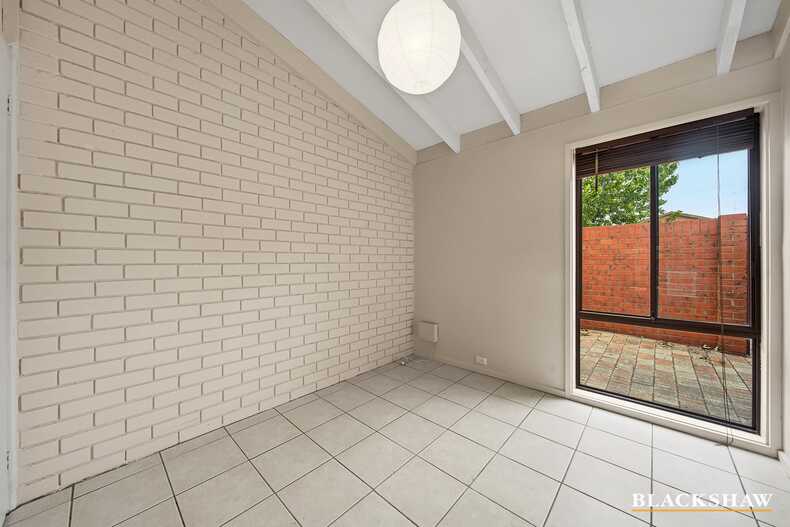 2/3 Hakea Street Queanbeyan 2/3 Hakea Street Queanbeyan