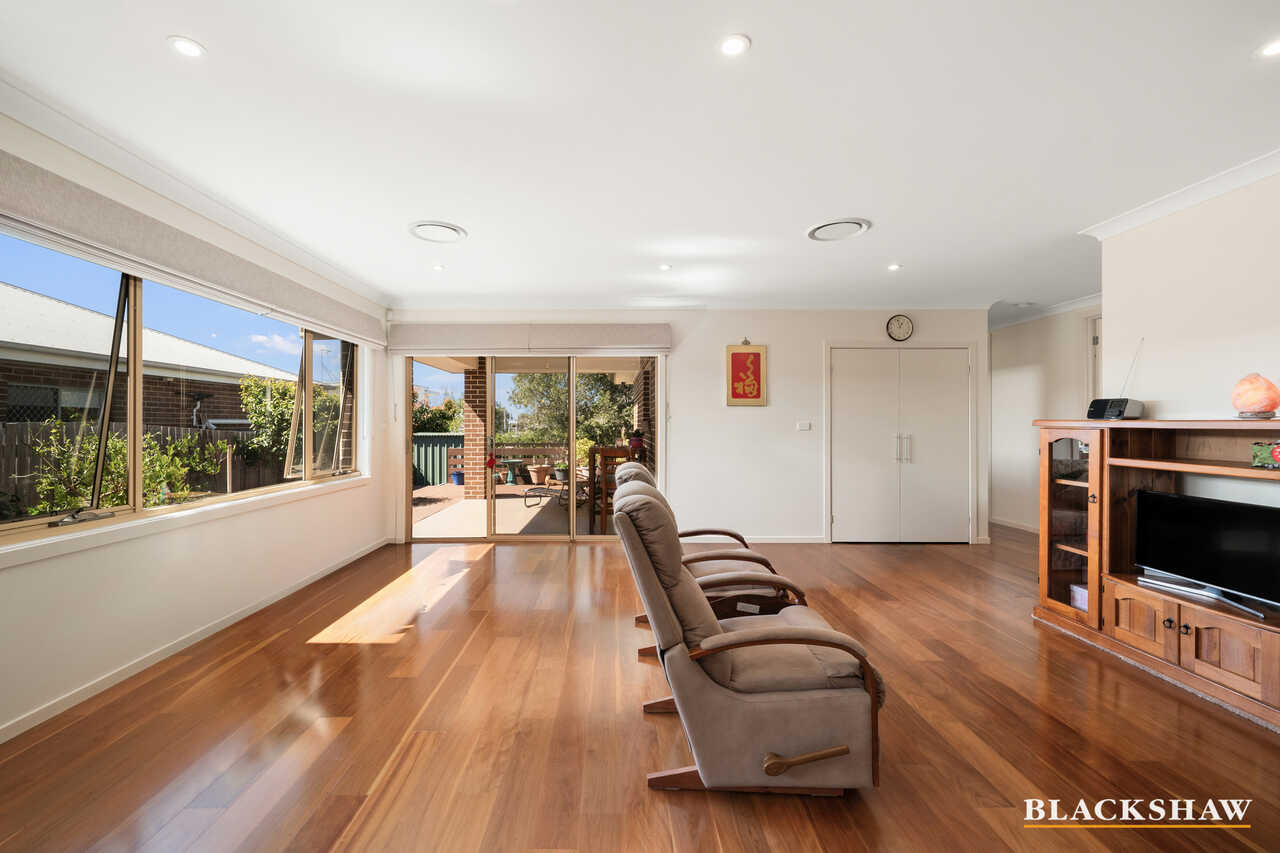 7 Lacewing Street Wright