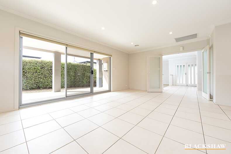 5 Gurrana Street Jerrabomberra