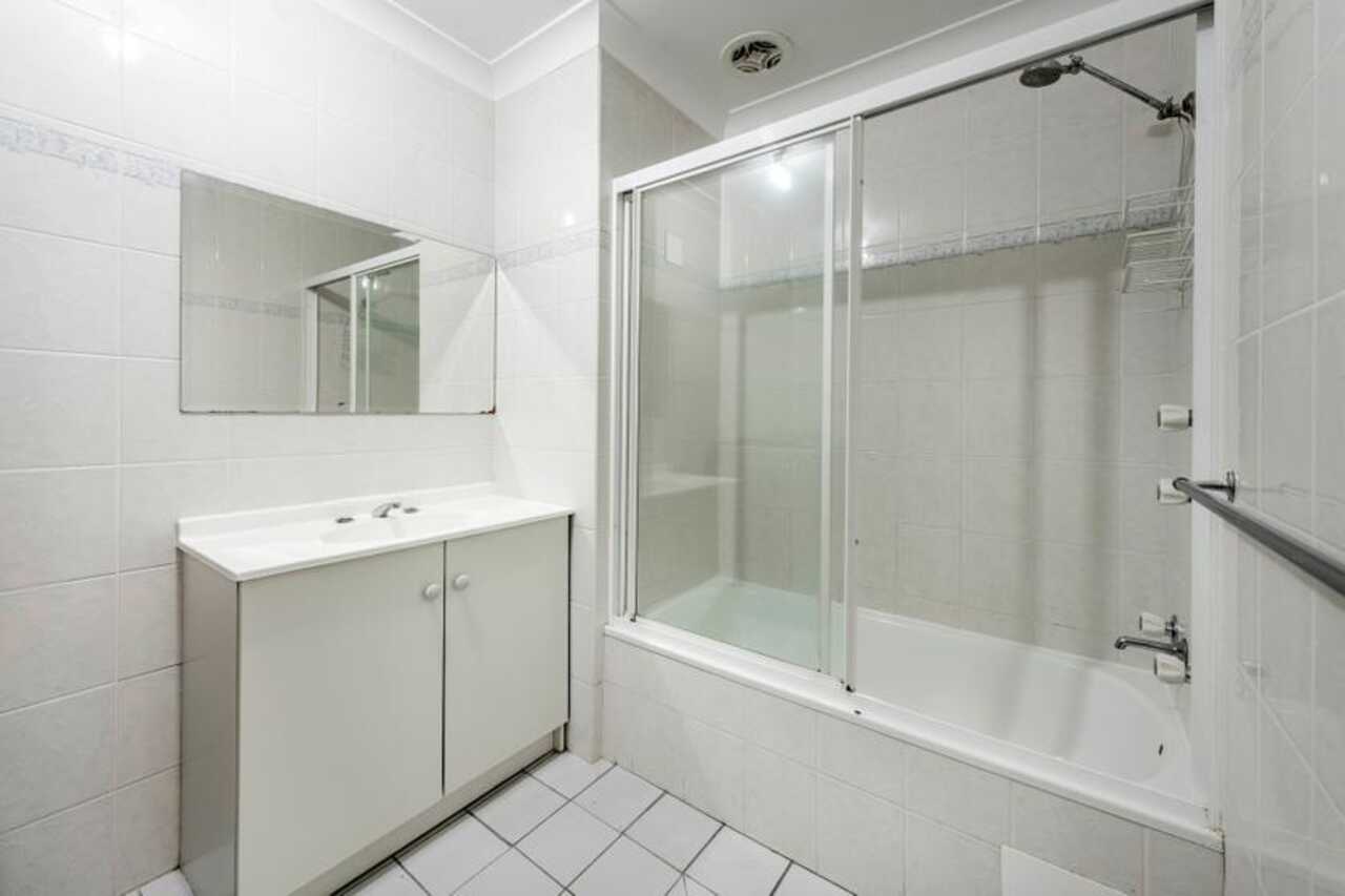 48A/12 Albermarle Place Phillip
