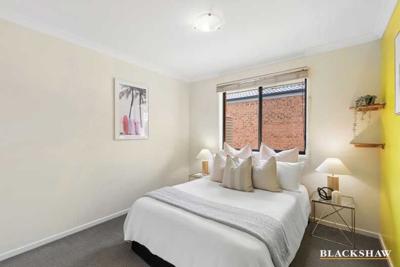 9 Constance Stone Street Macgregor