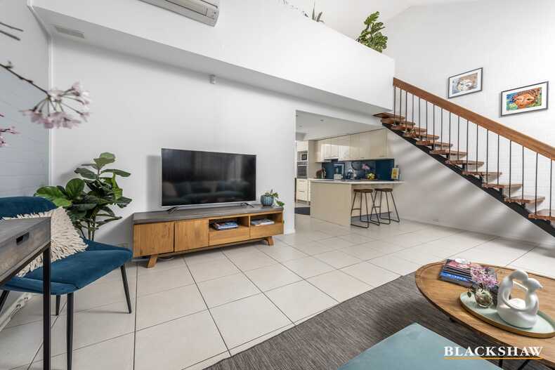 18 MacLachlan Street Holder 18 MacLachlan Street Holder
