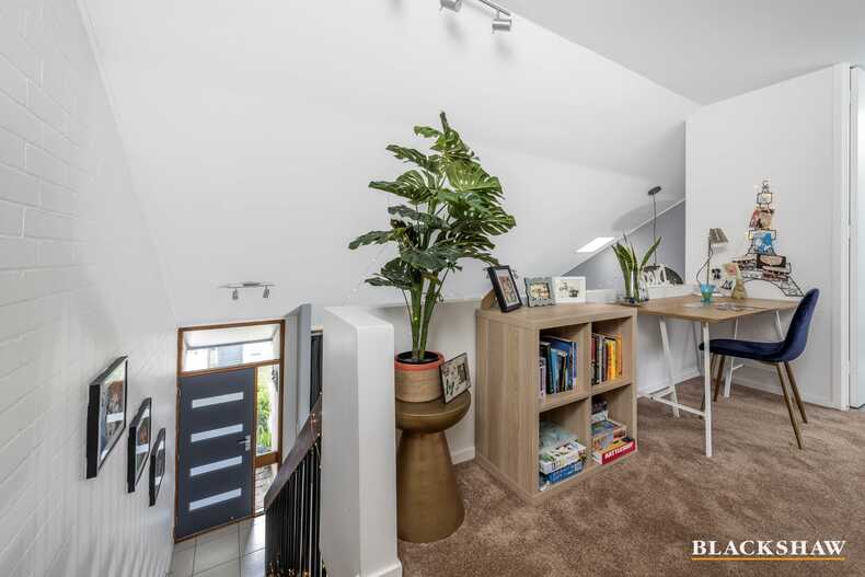 18 MacLachlan Street Holder 18 MacLachlan Street Holder