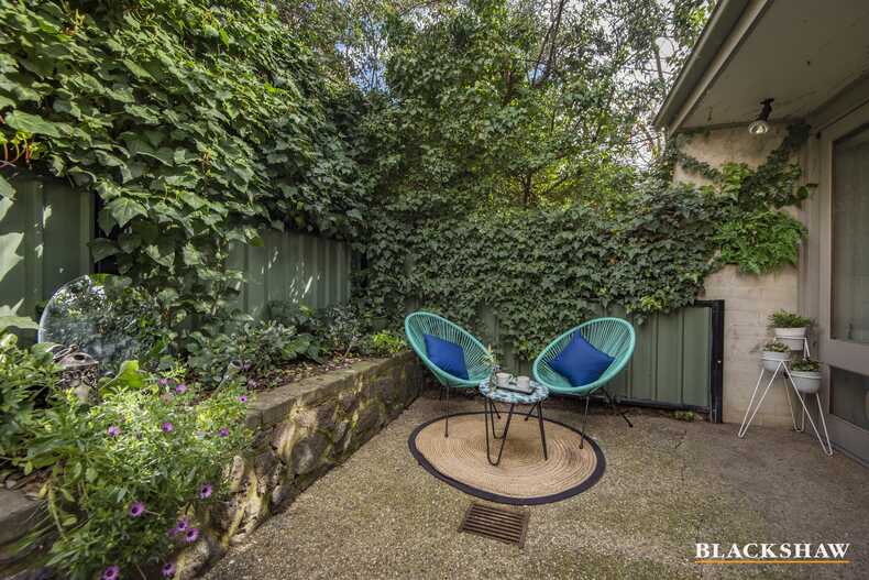 18 MacLachlan Street Holder 18 MacLachlan Street Holder
