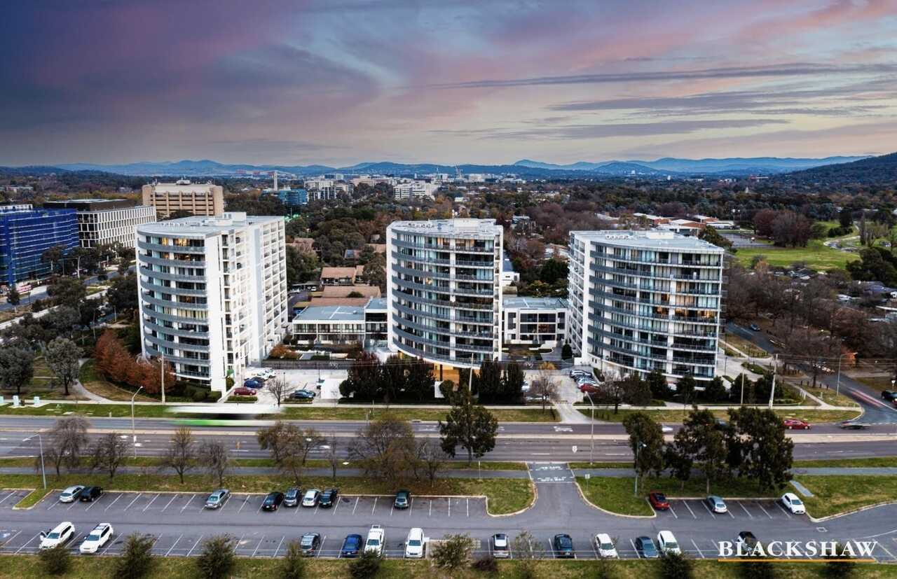 157/1 Mouat Street Lyneham