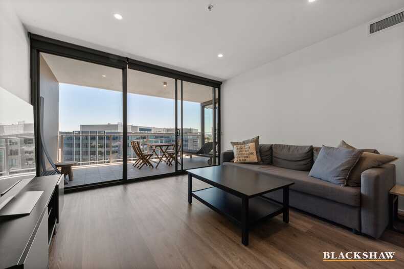 162/45 West Row City