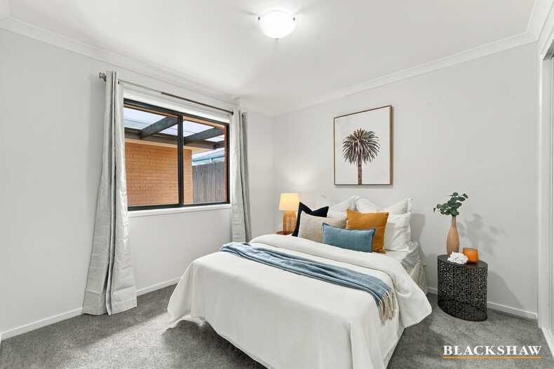185 Macfarlane Burnet Avenue Macgregor 185 Macfarlane Burnet Avenue Macgregor