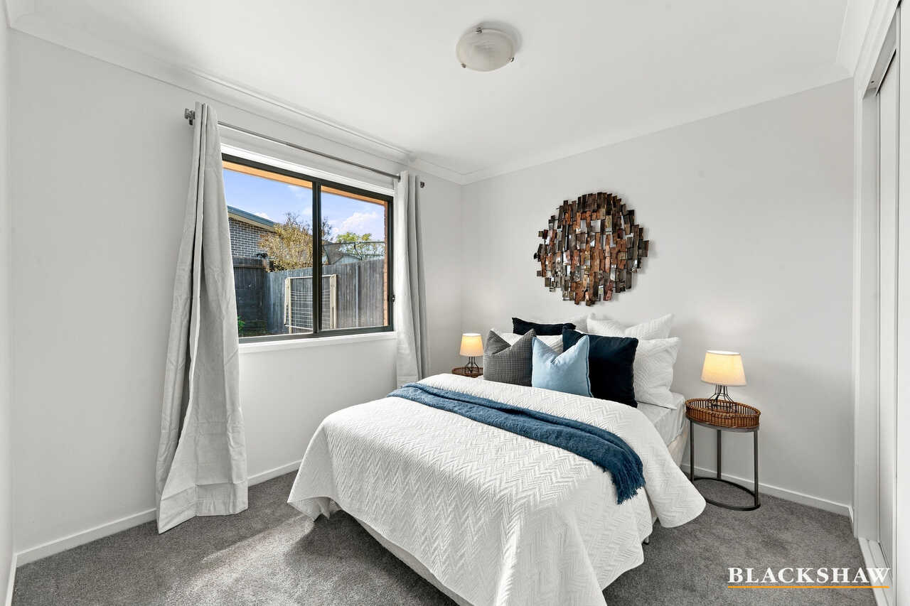 185 Macfarlane Burnet Avenue Macgregor