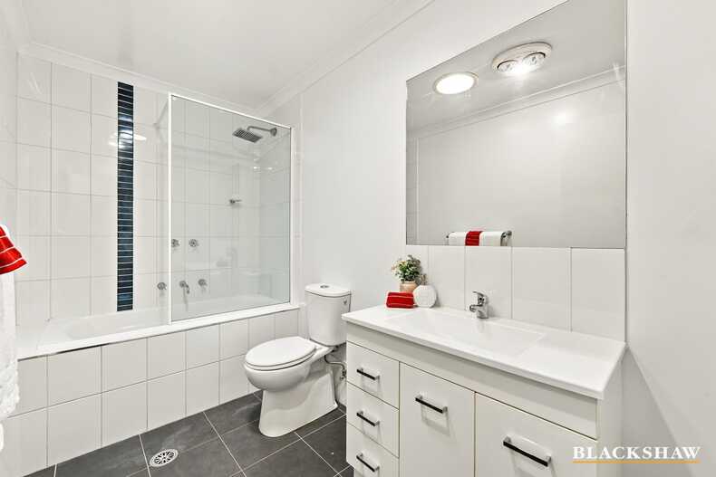 185 Macfarlane Burnet Avenue Macgregor 185 Macfarlane Burnet Avenue Macgregor