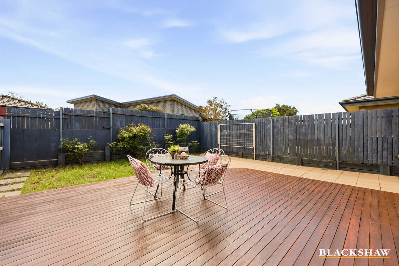 185 Macfarlane Burnet Avenue Macgregor