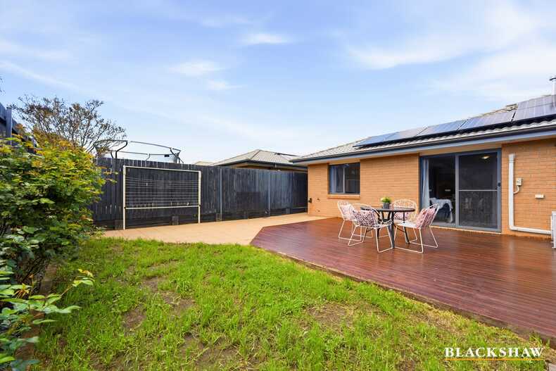 185 Macfarlane Burnet Avenue Macgregor 185 Macfarlane Burnet Avenue Macgregor
