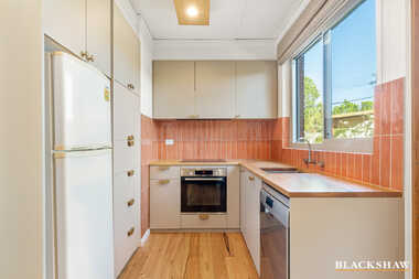 1/20 Blamey Crescent Campbell
