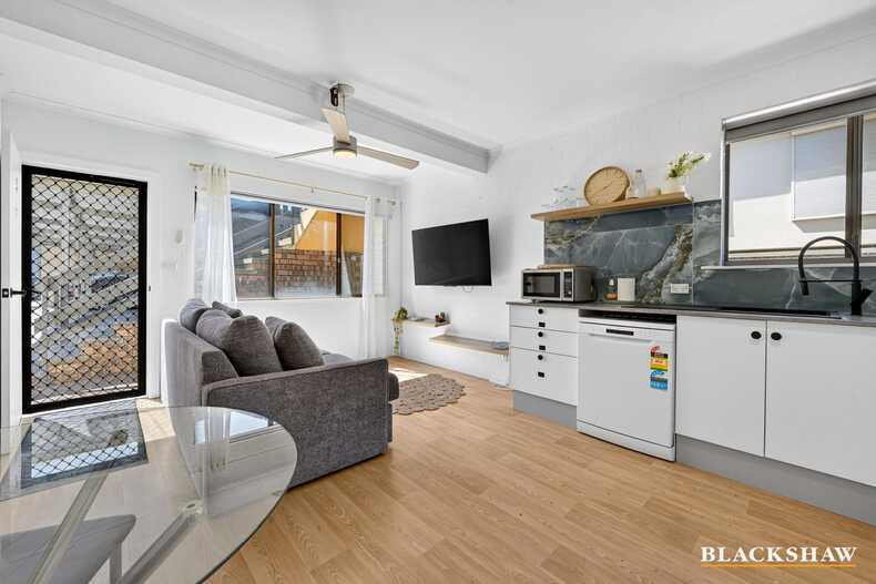 3/374 Beach Road Batehaven