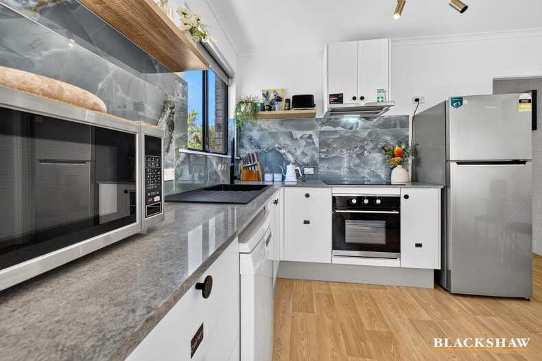 3/374 Beach Road Batehaven