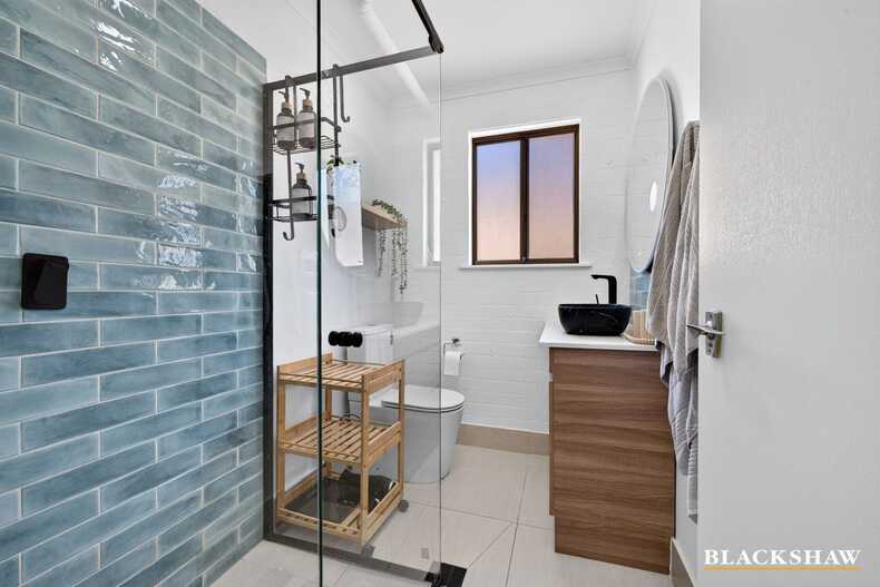 3/374 Beach Road Batehaven