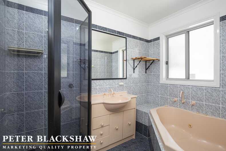 28 Burraly Court Ngunnawal 28 Burraly Court Ngunnawal