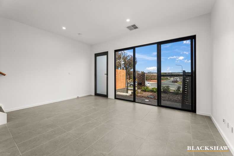 9b Negus Crescent Watson 9b Negus Crescent Watson