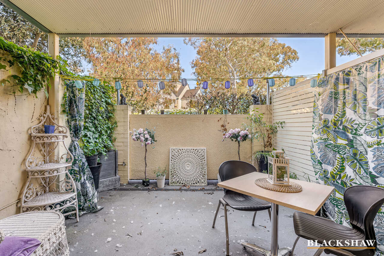 36/47 McMillan Crescent Griffith