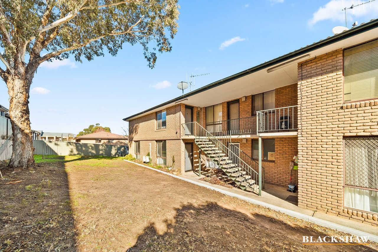 18/90 Collett Street Queanbeyan