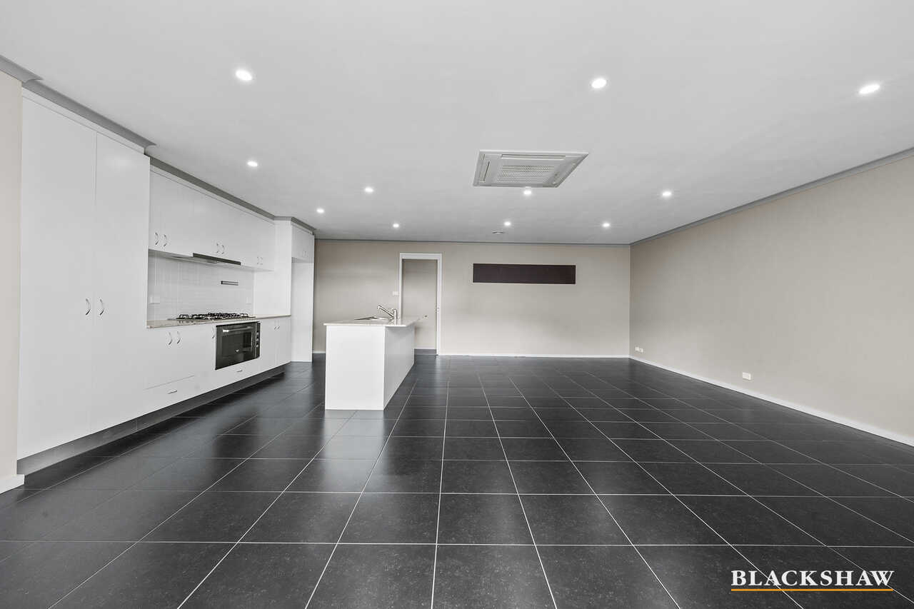 1/7 Murruba Place Jerrabomberra