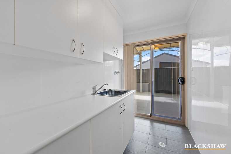 1/7 Murruba Place Jerrabomberra 1/7 Murruba Place Jerrabomberra