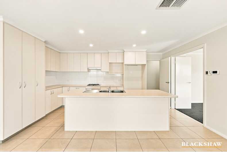 9 Bulloak Street Queanbeyan 9 Bulloak Street Queanbeyan