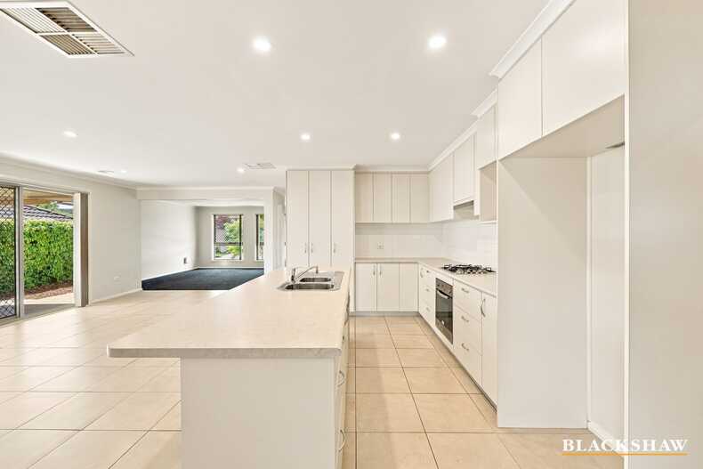 9 Bulloak Street Queanbeyan 9 Bulloak Street Queanbeyan