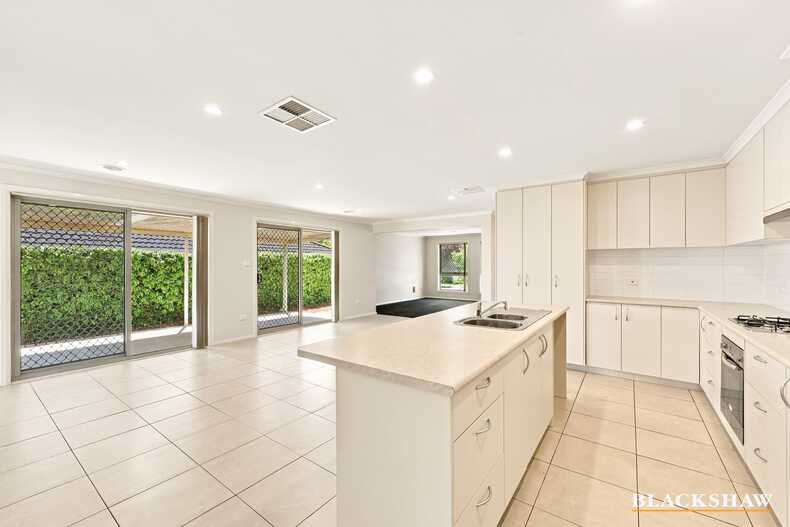 9 Bulloak Street Queanbeyan 9 Bulloak Street Queanbeyan