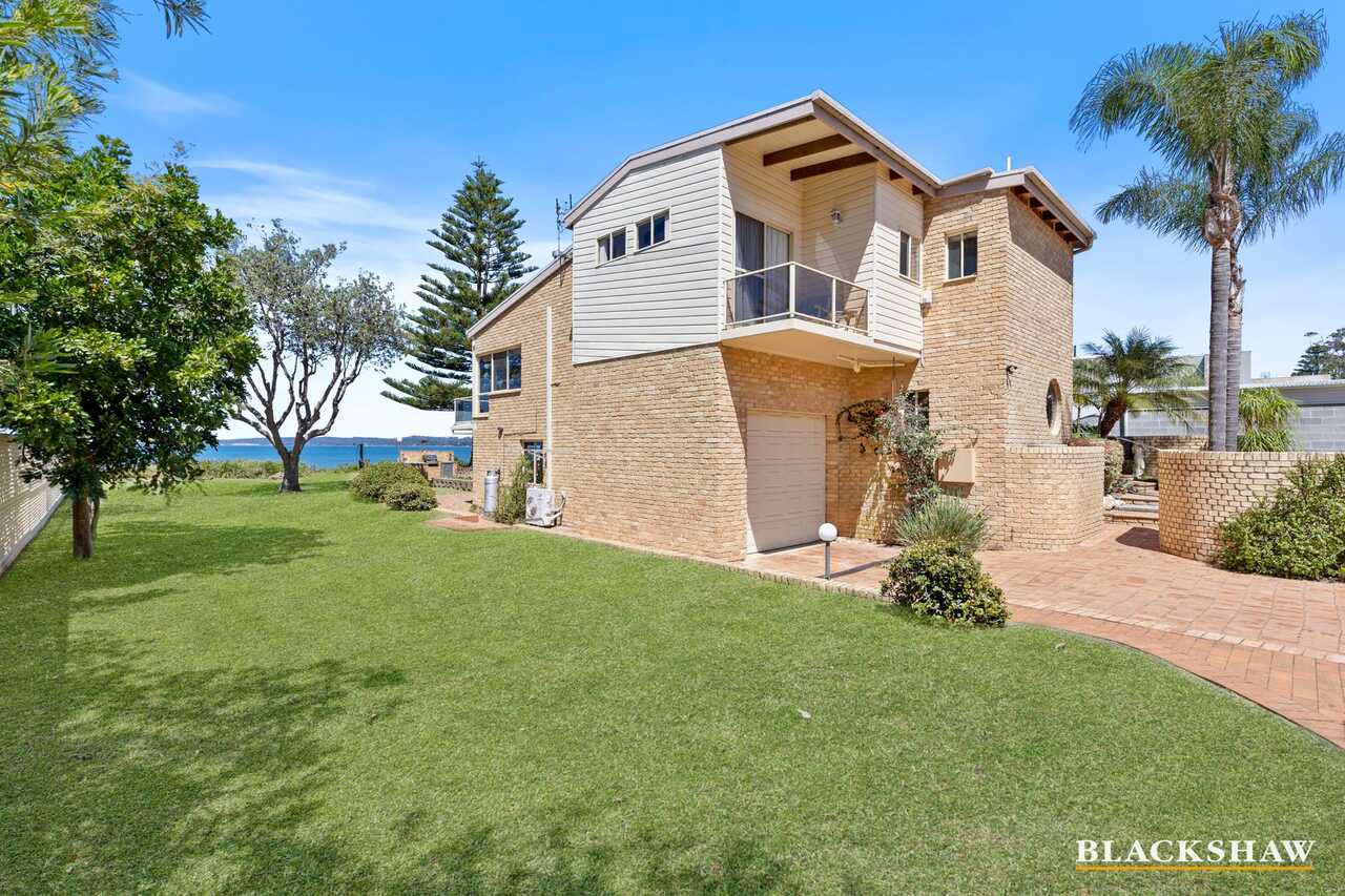 4 Sandy Place Long Beach