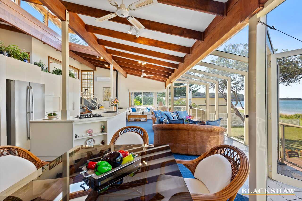 4 Sandy Place Long Beach