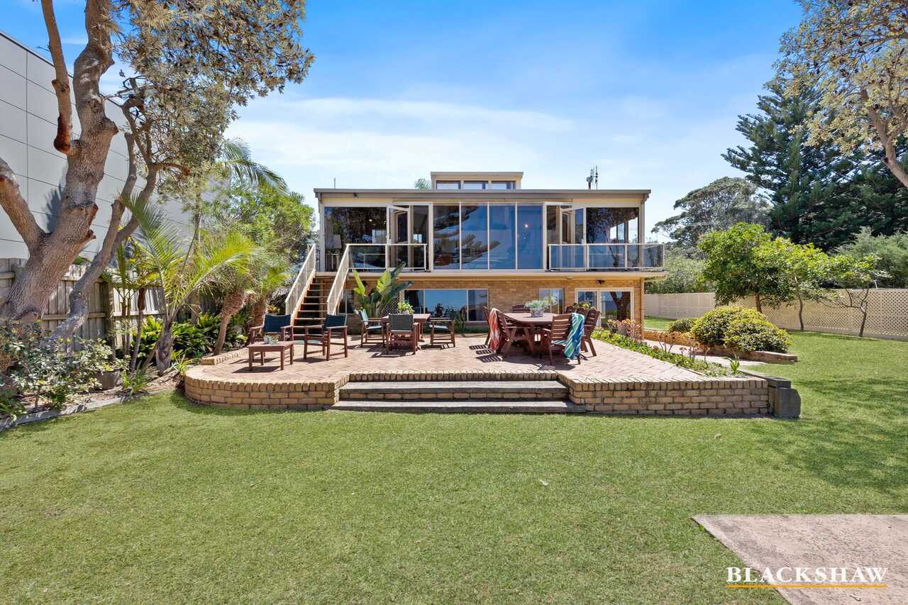 4 Sandy Place Long Beach